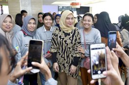 Aliyah Mustika Ilham Imbau Masyarakat Cek Mutu Saat Belanja Alkes dan PKRT&nbsp;