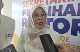 Prof Hasmyati Menang Telak di Pilrek UNM Makassar