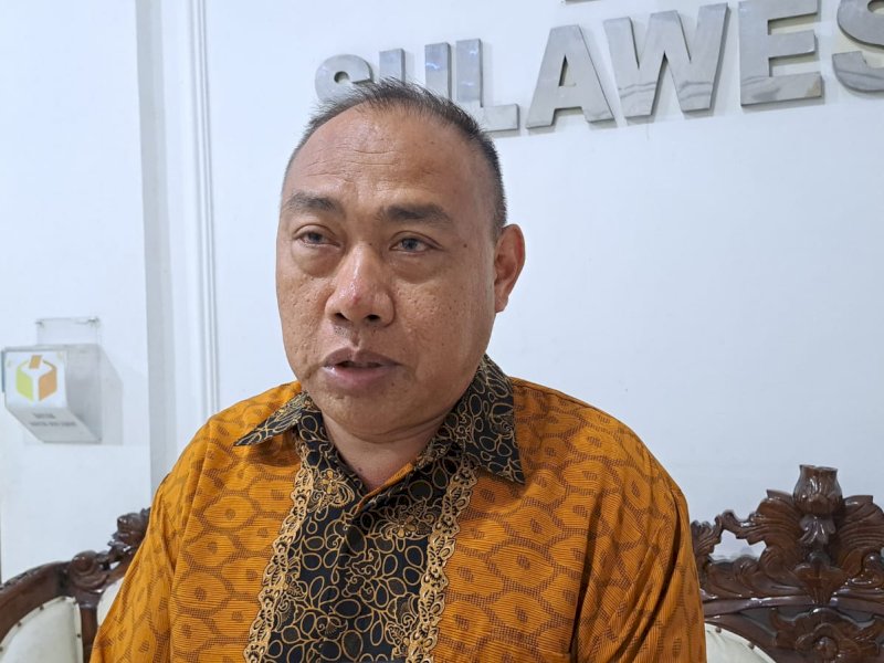 Caleg DPR RI, Syarifuddin Daeng Punna, diduga melakukan tindak pidana pemilu dengan membagi-bagi uang. @Jejakfakta/Atri