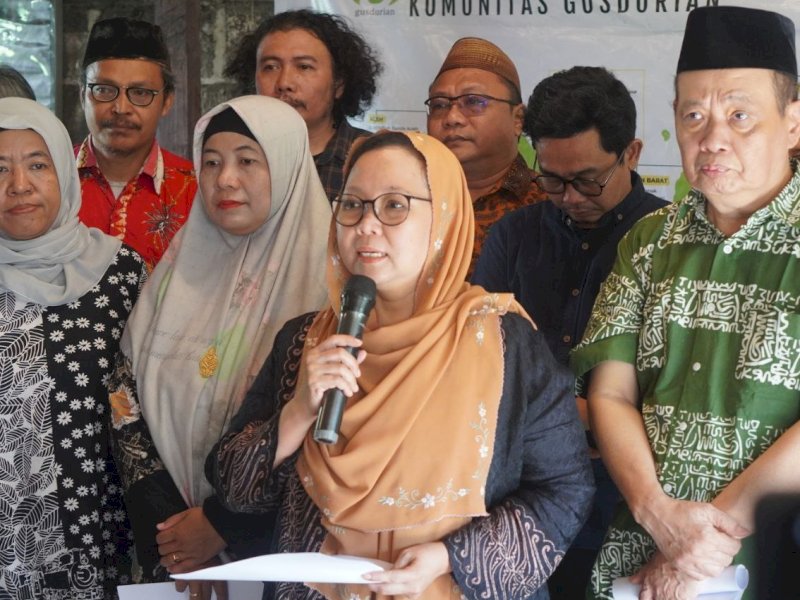 Koordinator Nasional Jaringan Gusdurian Indonesia, Alissa Wahid menyampaikan pernyataan sikap terkait kondisi bangsa di Pemilu 2024, Jumat (9/2/2024). @Jejakfakta/dok. Ist