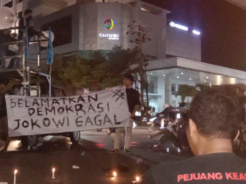 Dinilai Khianati Konstitusi, Aliansi Demokrasi di Makassar Tuntut Presiden Jokowi Segera Mundur