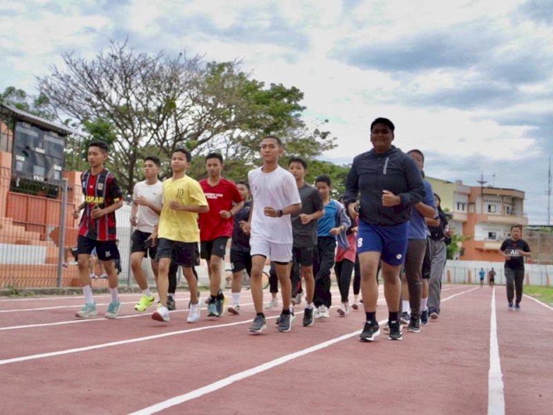 Lintasan lari Stadion Mini Bulukumba jadi tempat favorit olahraga lari sore warga. @Jejakfakta/dok. Humas Pemkab Bulukumba