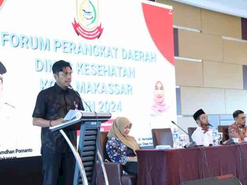 PJ Sekda Kota Makassar, Firman Hamid Pagarra, secara resmi membuka Forum Perangkat Daerah Dinas Kesehatan Makassar di Hotel Aston, Kamis (15/02/2024). @Jejakfakta/dok. Humas Pemkot Makassar