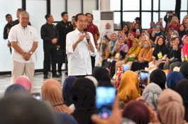 Alasan Presiden Jokowi Teruskan Program Bantuan Beras
