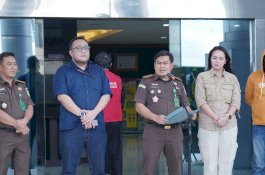 Buronan Investasi Bodong Rugikan Rp 1,1 M Berhasil Ditangkap Tim Kejaksaan 