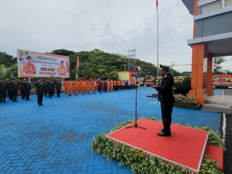 Basarnas merayakan hari jadi ke-52. Rangkaian tersebut diawali upacara di halaman kantor pencarian dan pertolongan Makassar, Jalan Bandara Internasional Sultan Hasanuddin, Kamis (29/2/2024). @Jejakfakta/dok. Basarnas Makassar
