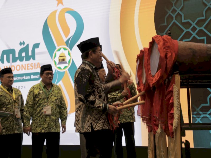Pembukaan Muktamar VIII DMI ditandai dengan pemukulan bedug, di Hotel Sultan, Jakarta, Jumat (1/3/2024). @Jejakfakta/dok. Humas DMI