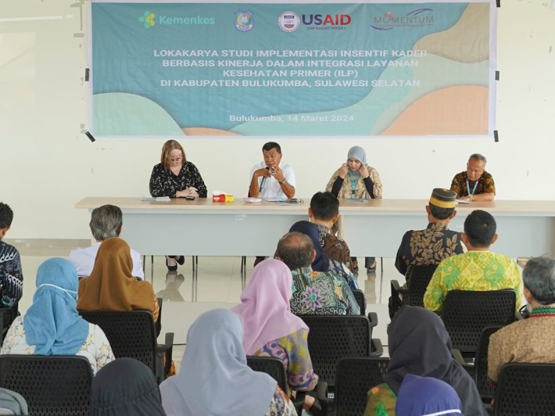 Pilot project di Bulukumba USAID Momentum menggelar Lokakarya yang dibuka langsung oleh Bupati Bulukumba Andi Muchtar Ali Yusuf di Aula Lt. 4 Gedung Pinisi, Kamis (14/3/2024). @Jejakfakta/dok. Humas Pemkab Bulukumba