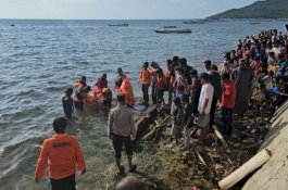 Hari Ketujuh Pencarain Korban KM Yuiee Jaya 2, 1 Korban Ditemukan Mengapung di Pulau Kayuadi