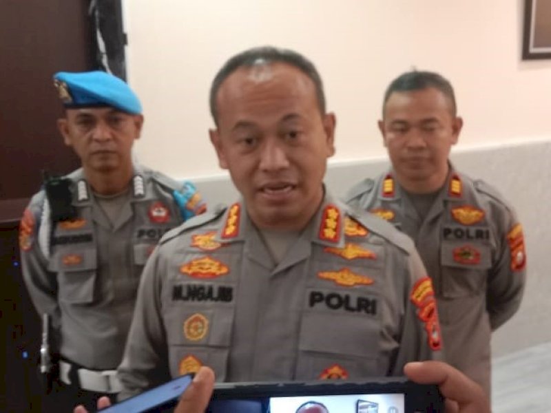 Kapolrestabes Makassar Kombes Pol Mokhamad Ngajib saat memberikan keterangan kepada Wartawan, Selasa (19/3/2024). @Jejakfakta/Samsir