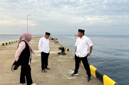 Di Kajang, Bupati - Wabup Safari Ramadan di Pelabuhan Lembang Keke