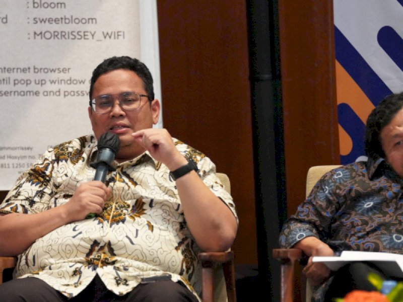 Ketua Bawaslu Rahmat Bagja saat menjadi narasumber dalam Diskusi Publik Diseminasi Hasil Pemantauan Pemilu Serentak 2024 berkaitan hak politik bagi penyandang disabilitas yang diselenggarakan Sasana Inklusi dan SIGAB Indonesia, Pusat Rehabilitasi YAKKUM, dan Formasi Disabilitas di Jakarta, Jumat (22/3/2024) sore. @Jejakfakta/Foto: dok. Bawaslu RI