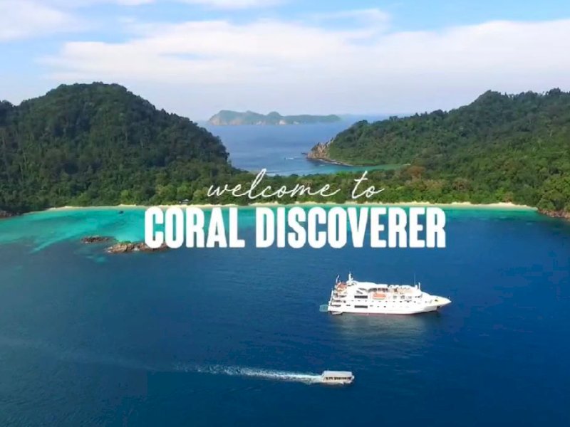 Turis wisatawan akan mengunjungi bantilang perahu Pinisi di Tanah Beru Kecamatan Bontobahari, Selasa, 2 Maret 2024. @Jejakfakta/dok. ist.