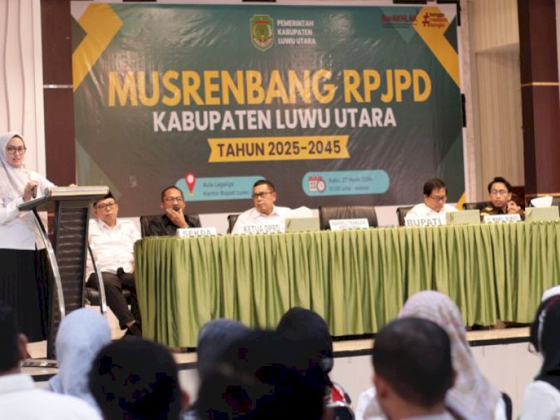 Bupati Luwu Utara Indah Putri Indriani saat membuka Musrenbang RPJPD Tahun 2025-2045 di Aula Laga Ligo Kantor Bupati. (ist)