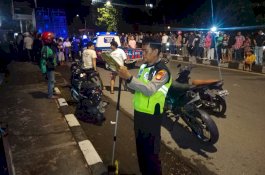 Pemotor di Makassar Tewas di TKP Setelah Tabrak Truk Terpakir