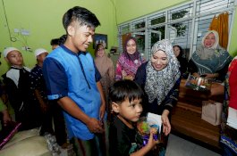 Sofha Marwah Bahtiar Berbagi Bahagia Bersama Anak Panti Asuhan Mawaddah