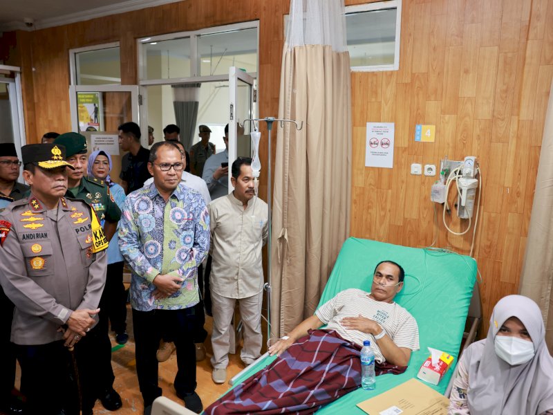 Wali Kota Makassar Danny Pomanto ikut memantau layanan kesehatan di Makassar siap sedia saat perayaan Hari Raya Idul Fitri 1445 H. @Jejakfakta/dok. Humas Pemkot Makassar