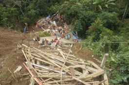 Belasan Korban Tanah Longsor di Tana Toraja Ditemukan, Tim Sar Gabungan Masih Cari Dua Orang