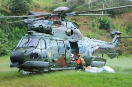 Helikopter Carakal H-225M TNI AU Berhasil Tembus Daerah Terisolir di Luwu