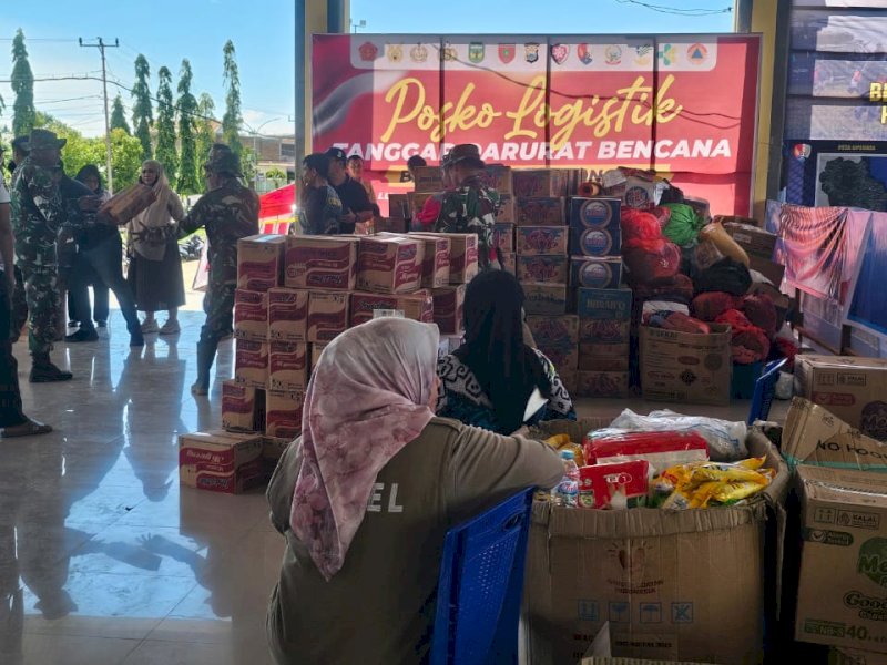 Posko logistik tanggap darurat bencana di Kabupaten Luwu. @Jejakfakta/dok. Humas Pemprov Sulsel