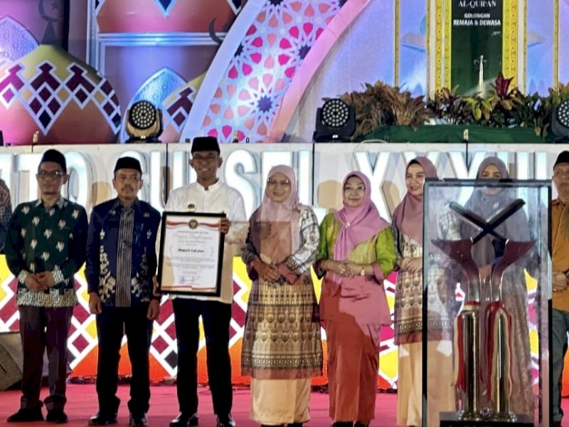Kabupaten Takalar menjadi juara umum pada gelaran Musabaqah Tilawatil Quran (MTQ) ke-33 Tingkat Provinsi Sulawesi Selatan tahun 2024, Kamis malam (8/5/2024). @Jejakfakta/dok. Humas Kemenag