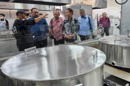Cek Hotel dan Dapur Madinah, Menag Pastikan Fasilitas Layanan Jemaah Lansia