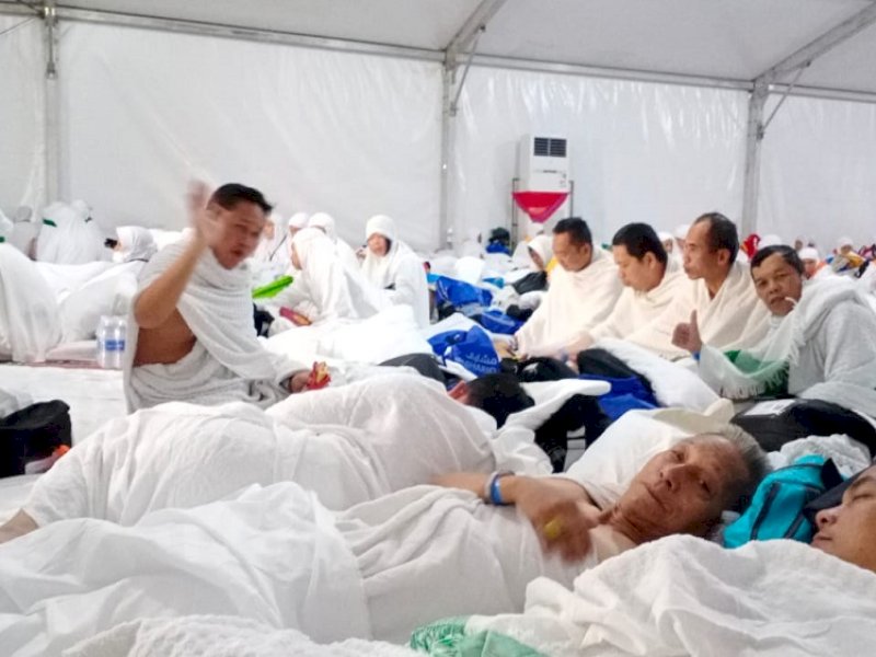 Jemaah haji Indonesia asal Lahat di Arafah 2023.