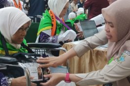 Terima Kloter I, PPIH Embarkasi Makassar Layani Jemaah One Stop Service