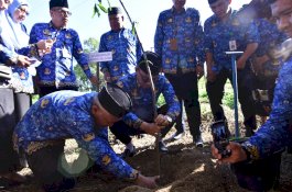 Pj Gubernur Zudan Canangkan Gerakan Sulsel Menanam, Satu Pohon Tiap KK