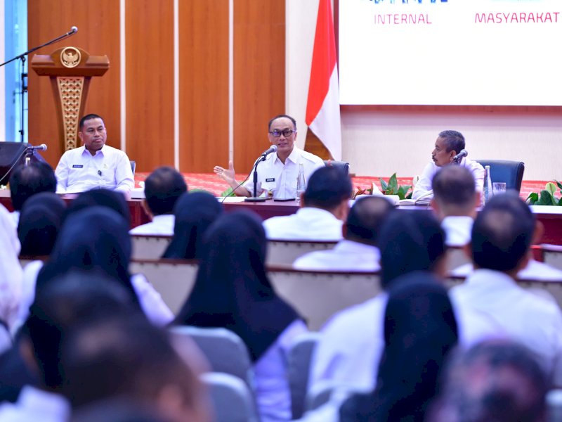 Rapat Pimpinan Terbatas (Rapimtas) Lingkup Asisten dan pimpinan Organisasi Pimpinan Daerah (OPD) Pemprov Sulsel digelar di Aula Tudang Sipulung Rumah Jabatan Gubernur Sulawesi Selatan, Rabu (22/5/2024). @Jejakfakta/dok. Humas Pemprov Sulsel