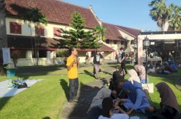Memasihkan yang Pernah : Bermain dengan Puisi dan Foto di MIWF 2024