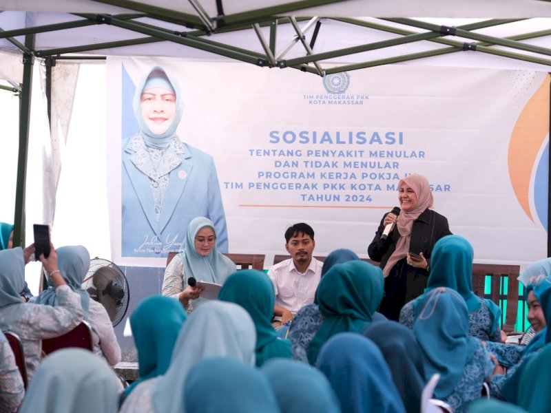TP PKK Kota Makassar menggelar sosialisasi tentang penyakit menular dan tidak menular di sejumlah Lorong PKK di beberapa kecamatan, Kamis (13/6/2024). @Jejakfakta/dok. Humas Pemkot Makassar