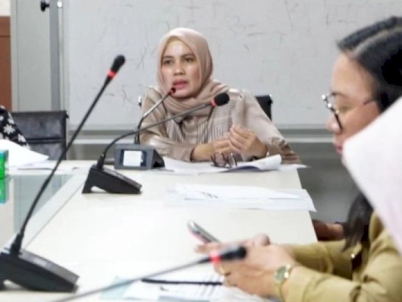 MONEV. Komisi B DPRD Kota Makassar memulai rapat kegiatan Monitoring dan Evaluasi (Monev) program kerja SKPD Triwulan I Tahun Anggaran 2024 di Ruang Rapat Komisi B, Senin (25/3/2024). foto: istimewa