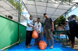 Pelindo Regional 4 Gelar Sholat Ied dan Salurkan Daging Qurban