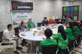 Mahasiswa Komunikasi dan Penyiaran Islam IAIN Bone Mengasah Kemampuan di Jejakfakta.com