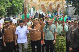 Sandiaga Uno Jelajahi Desa Wisata Balleanging Pangkep