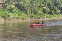 Tim SAR Gabungan Buat Ombak Buatan Cari Korban Tenggelam di Toraja
