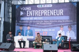 Bupati Andi Utta Beri Kuliah Umum dan Berdialog dengan Ratusan Mahasiswa