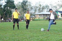 Bupati Cup 3 Bulukumba Zona Bulukumpa Dibuka, Andi Utta Minta Pemain Jaga Sportifitas