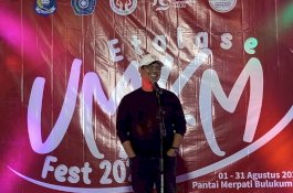 Etalase UMKM Resmi Dibuka, Wabup Edy Manaf Harap Jadi Penopang Daerah