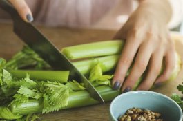 Merawat Ginjal dengan Daun Seledri