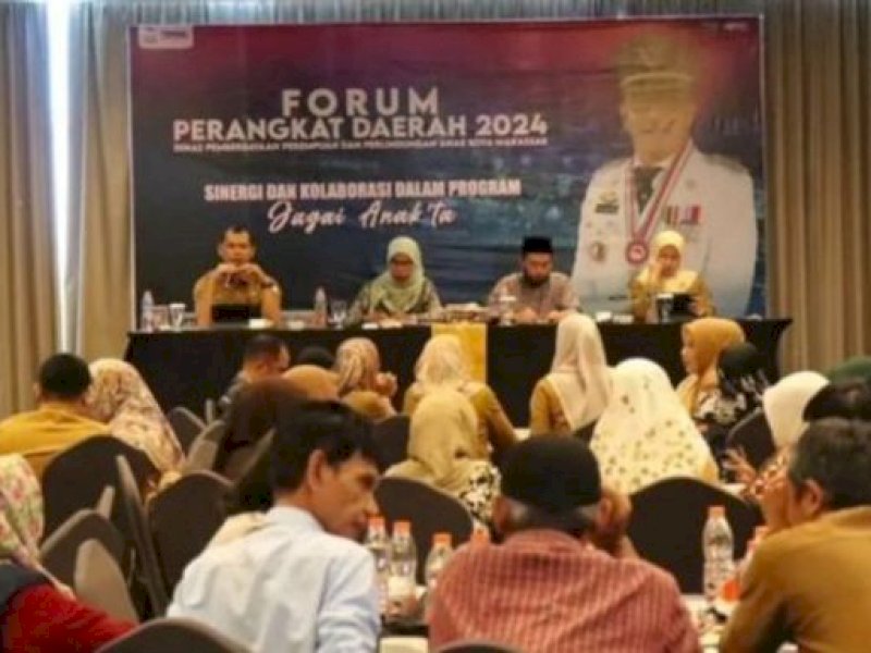 Ketua Komisi D DPRD Makassar Andi Hadi lbrahim Baso sebagai narasumber dalam Forum Perangkat Daerah 2024 yang diselenggarakan oleh Dinas Pemberdayaan Perempuan dan Perlindungan Anak Kota Makassar, Selasa (20/2/2024).