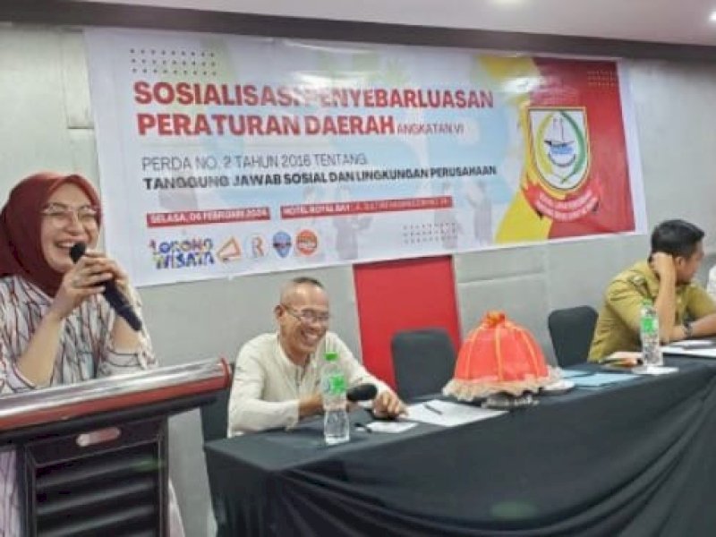 Anggota DPRD Kota Makassar Budi Hastuti menggelar fungsi pengawasan dalam rangka penyeberluasan Peraturan Daerah Nomor 2 Tahun 2016 tentang Tanggung Jawab Sosial dan Lingkungan Perusahaan (Perda TSLP), di Hotel Royal Bay, Jalan Sultan Hasanuddin, Senin (5/2/2024). Dia meminta perusahaan di Makassar untuk mematuhi aturan perda Corporate Social Responsibility (CSR) tersebut.