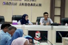 Komisi B DPRD Makassar Bahas Rancangan Perda Pendirian Perusda Terminal Makassar Metro