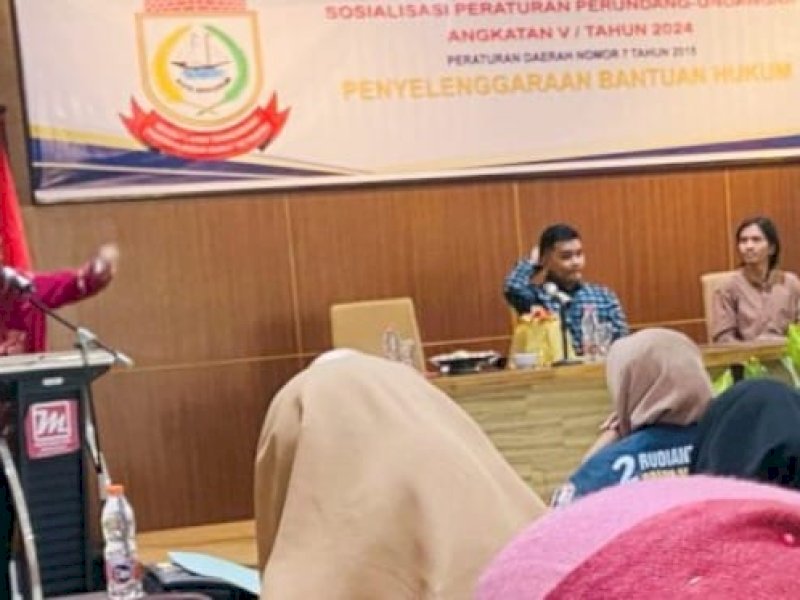 Rudianto Lallo sosialisasi Penyebarluasan Peraturan Daerah (Perda) Nomor 7 Tahun 2015 tentang Penyelenggaraan Bantuan Hukum, di Hotel Grand Maleo Makassar, Sabtu (9/3/2023).