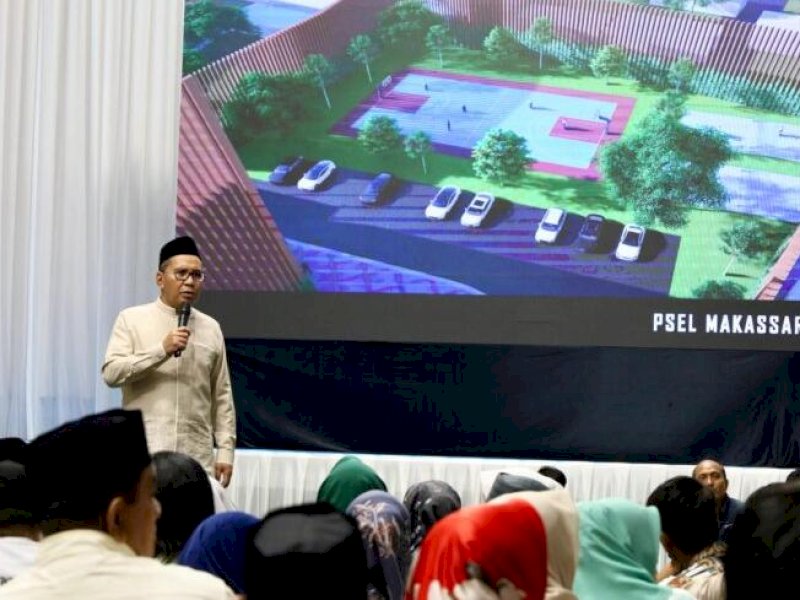 Wali Kota Makassar Mohammad Ramdhan Pomanto, Sabtu (16/3/2024), pertemuan dengan camat dan lurah se-Kota Makassar di DP Hall, Jl Amirullah, Makassar, Sabtu (16/3/2024). Danny ingin menata ulang persampahan dengan mendata secara rinci para wajib retribusi sampah.