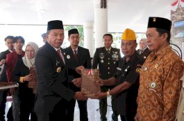 Bupati Andi Utta Bersama Forkopimda Ramah Tamah dengan Pejuang Kemerdekaan
