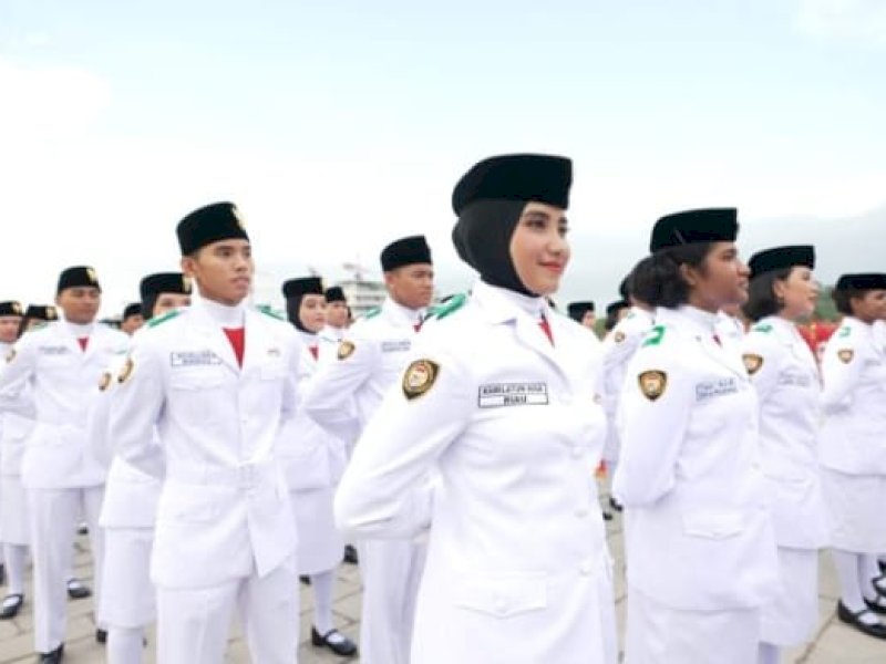 Tim Pasukan Pengibar Bendera Pusaka (Paskibraka) "Nusantara Baru" siap bertugas untuk mengibarkan bendera Merah Putih pada Upacara Peringatan Detik-Detik Proklamasi Kemerdekaan Republik Indonesia pada Sabtu, 17 Agustus 2024 di Ibu Kota Nusantara. Foto: BPMI Setpres