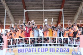 Bupati Cup 2024 Resmi Ditutup, Giliran Rilau Ale Angkat Trofi Juara