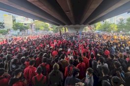 Akhirnya DPR Nyatakan Pilkada Tetap Ikut Putusan MK